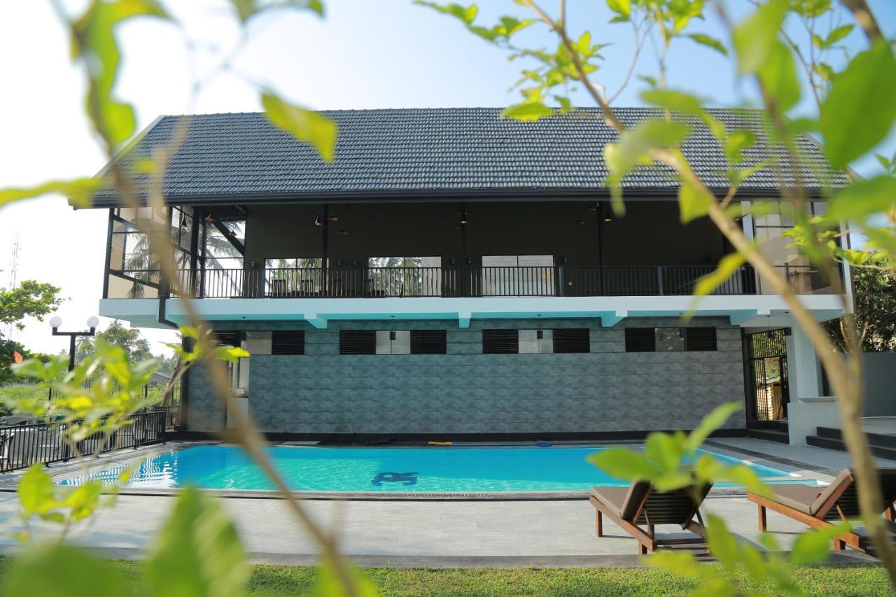 3R Resort Negombo Exterior photo